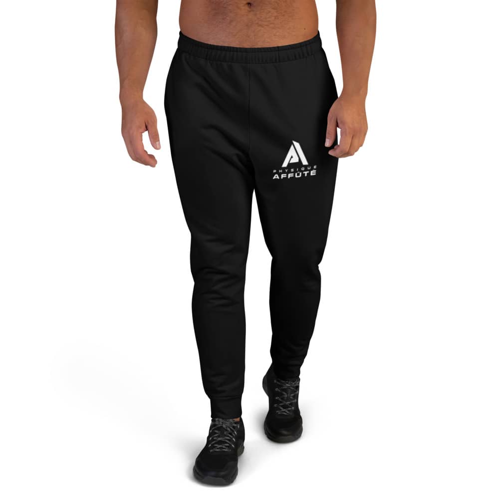 pantalon jogging noir pour homme physique affûté vue de face