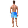 maillot de bain pour homme motif grilles couleur bleu ciel marque physique affûté vue de dos