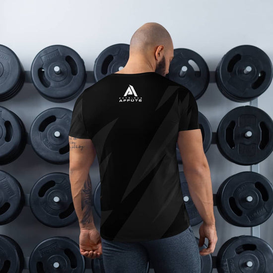 T-shirt de sport noir design gris pour homme vue de dos